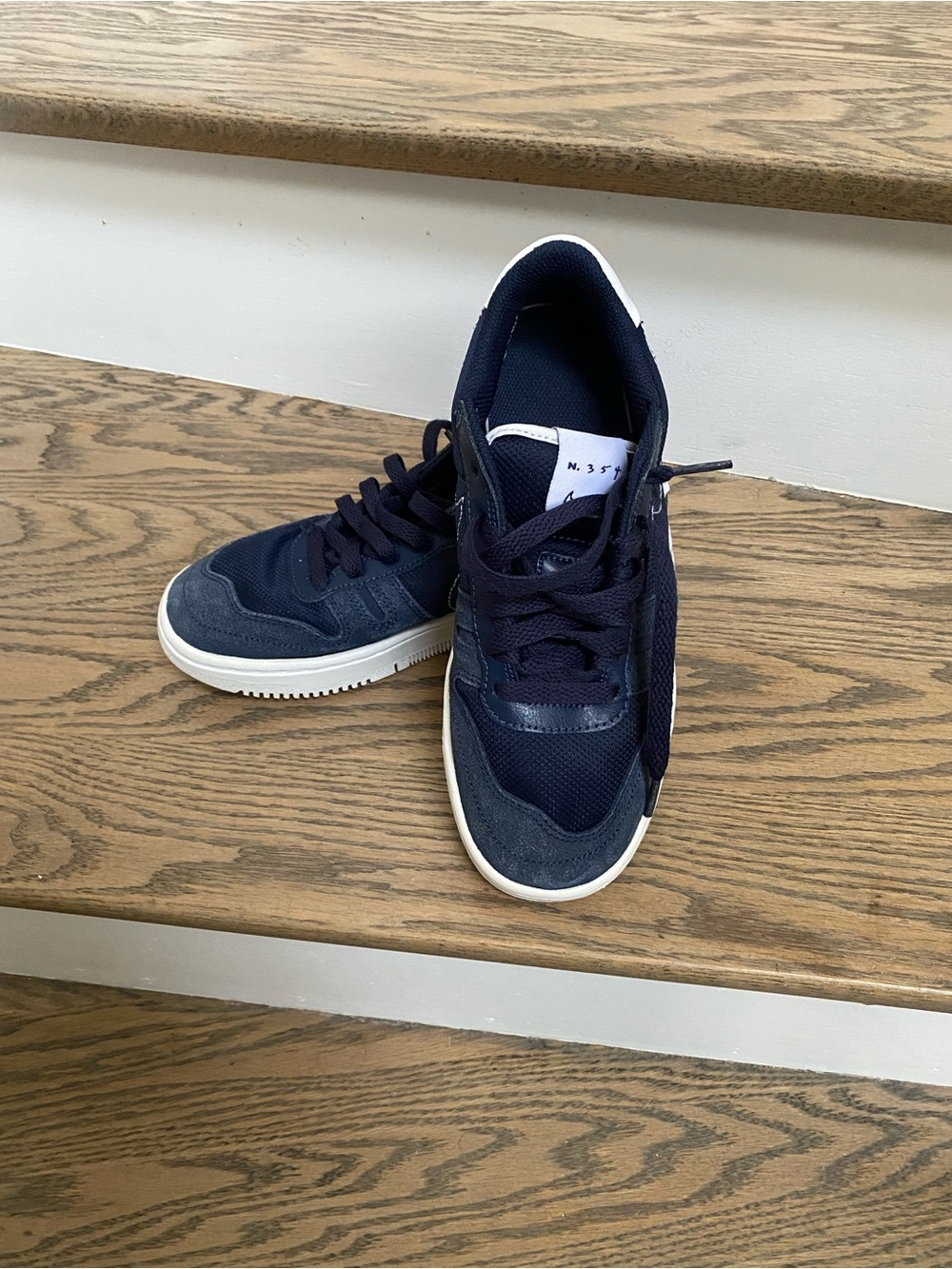Nike Low Top Sneaker — Navy Blue & White - Picture 7 of 9